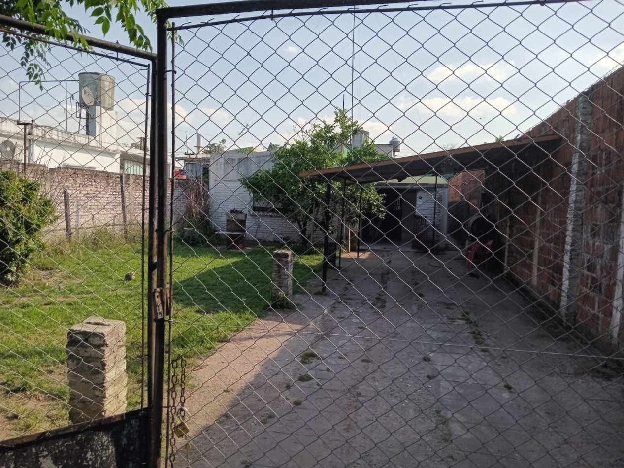 Casa en venta en Gonzalez Catan