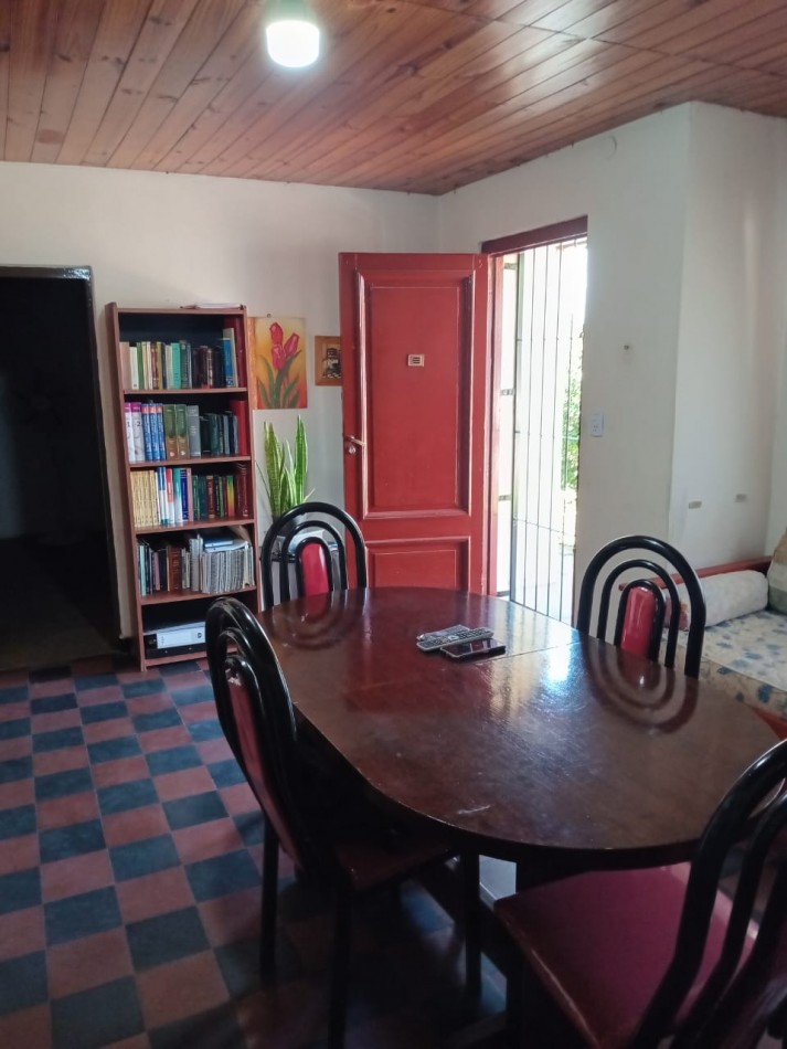 Casa de 3 ambientes en VENTA en Gonzalez Catan