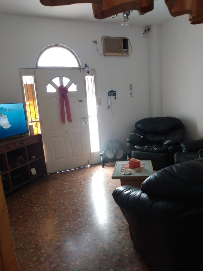 Se vende ph de 4 ambientes en San Justo, La Matanza