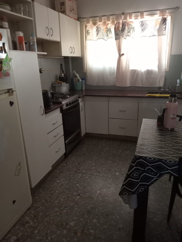 se vende casa d 3 ambientes en San Justo