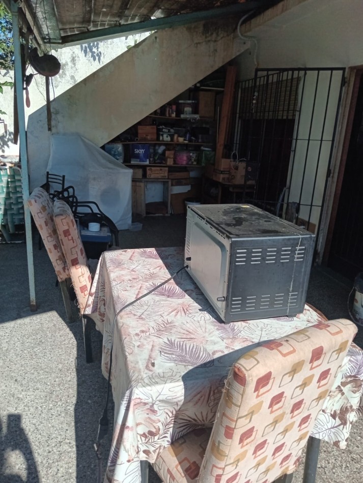 se vende casa d 3 ambientes en San Justo