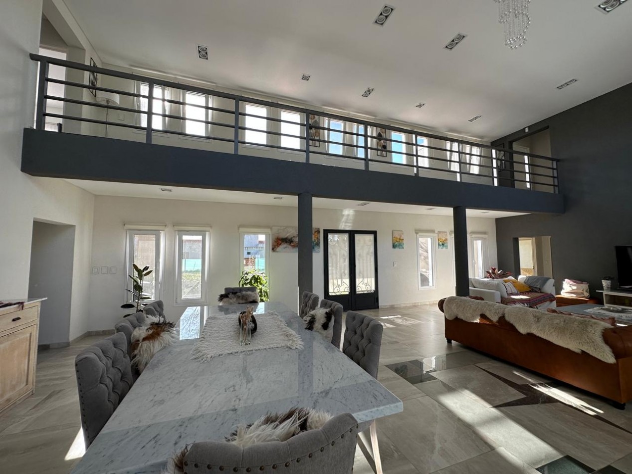 casa en club de campo "Las Cañuelas"