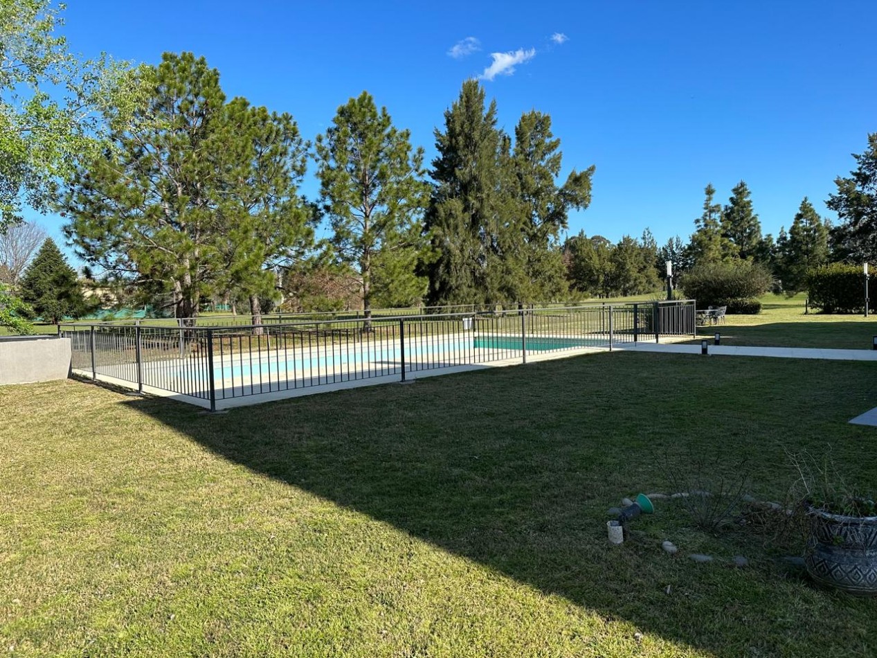 casa en club de campo "Las Cañuelas"