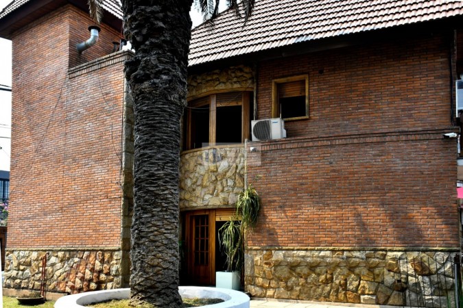 chalet de 6 ambientes en San Justo.