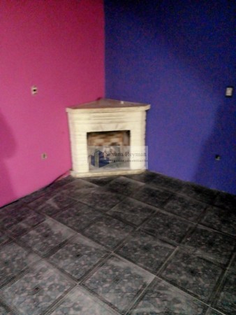 casa de 5 ambientes, en Isidro Casanova.