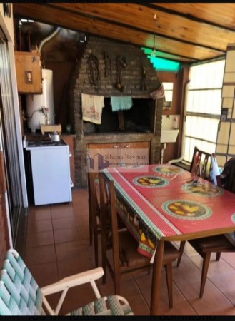 Se venden dos departamentos de 2 ambientes, La Tablada