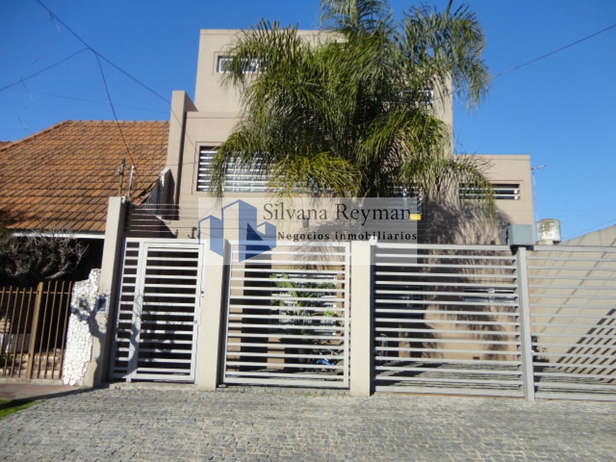 Se alquila casa en Ramos Mejia